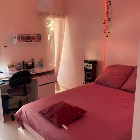Angelina Bed & Breakfast Chabris Екстериор снимка